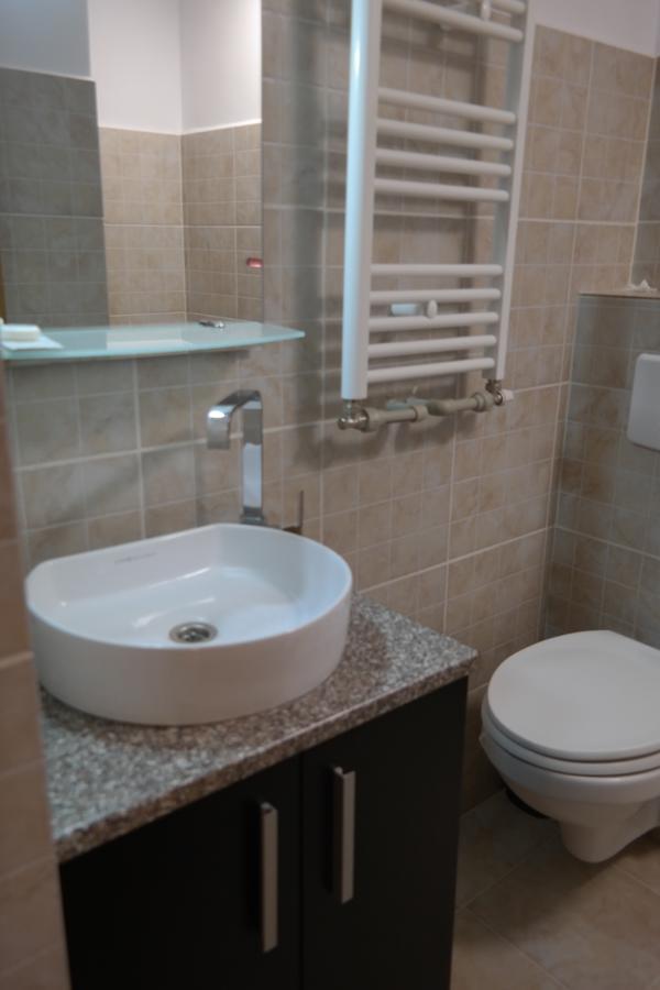 Motel Valentina Ion Roata Экстерьер фото