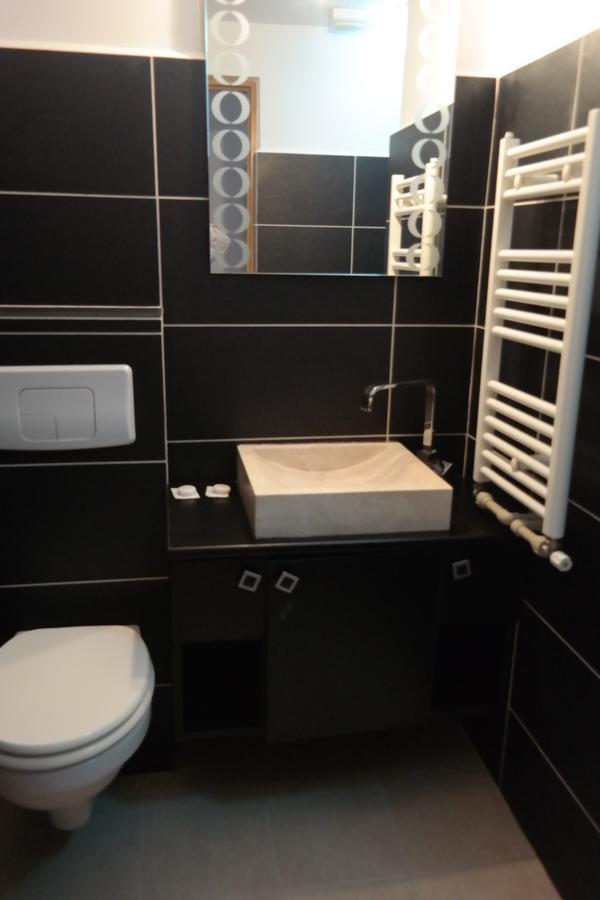 Motel Valentina Ion Roata Экстерьер фото